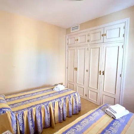 Apartment At Club Playa Real Marbella