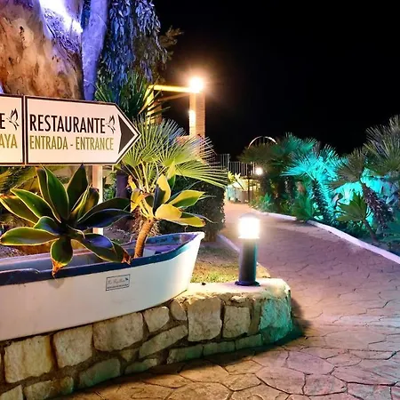 At Club Playa Real Apartment
