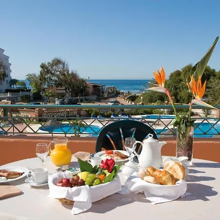 Apartment At Club Playa Real