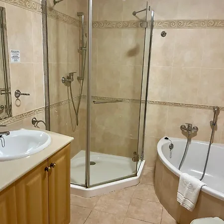 Apartment At Club Playa Real Marbella